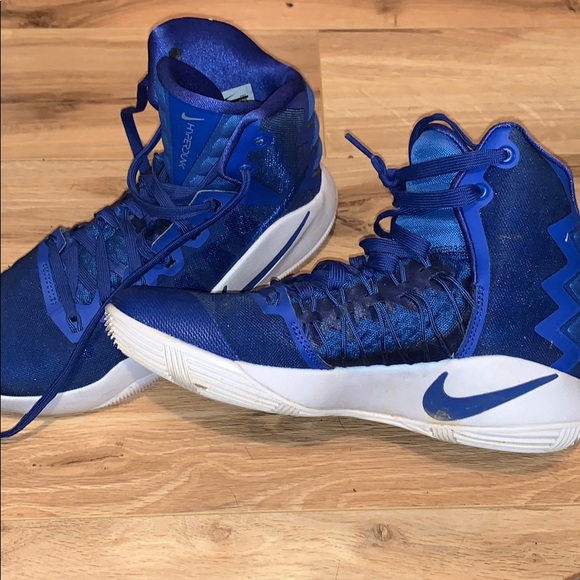 hyperdunk womens basketball shoes
